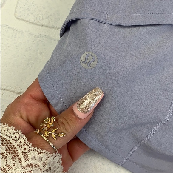 🍋Lululemon Speed UP Short! - Picture 5 of 8
